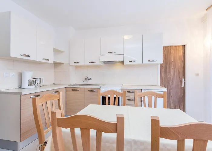 Comfortable With Terrace And Garden * Medulin