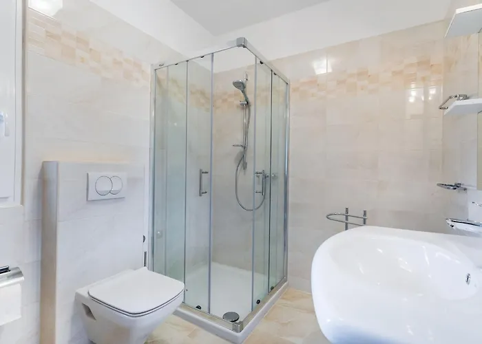 Comfortable With Terrace And Garden