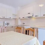 Comfortable With Terrace And Garden Apartmán Medulin